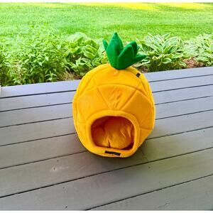 Nandog Pineapple Pet Bed
